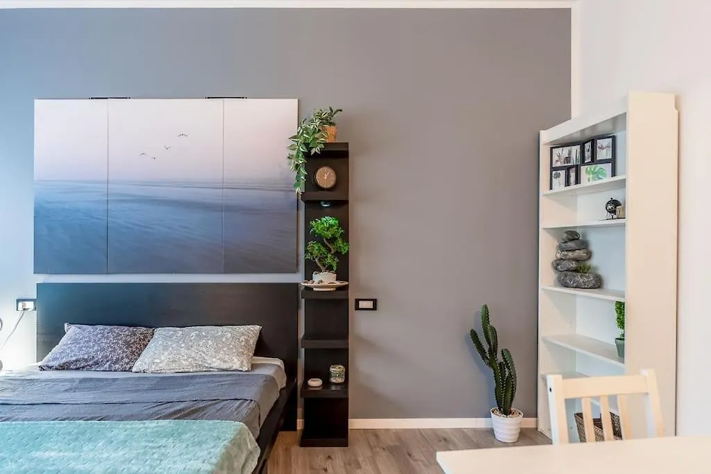 2 Minutes From Central Station-Exclusive Open Space Mediolan 0*,